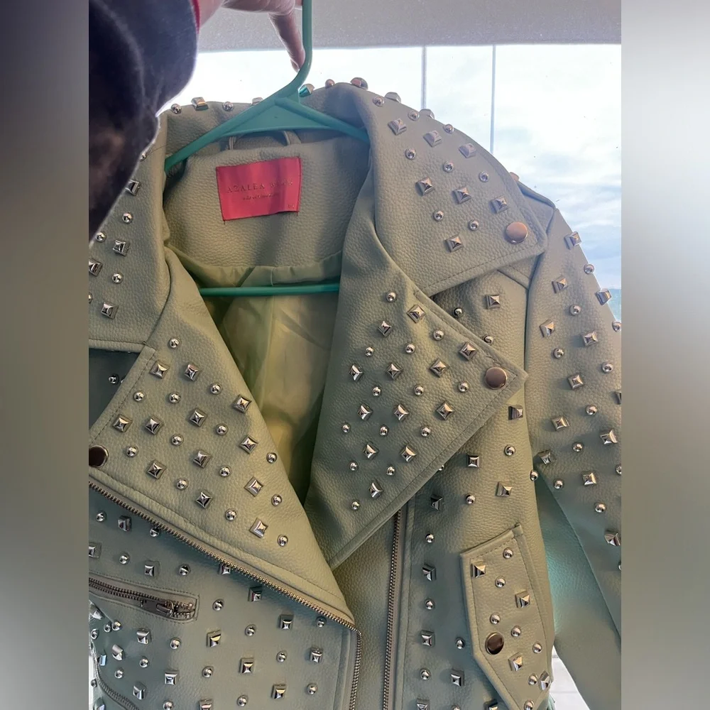 Jacket - Picture 8 of 9